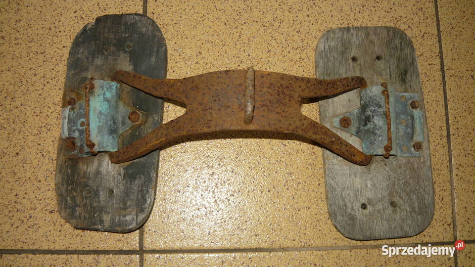 Siodełko stare na konia uprzęży roboczej terlica