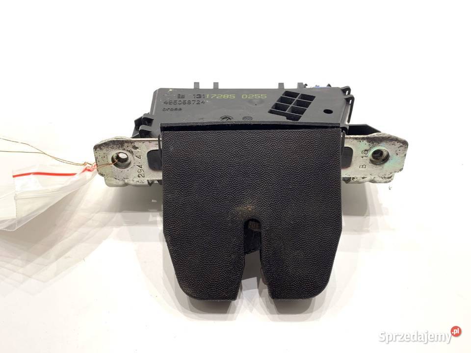 ZAMEK KLAPY TYŁ OPEL ASTRA H Hatchback 13117285 osobowe