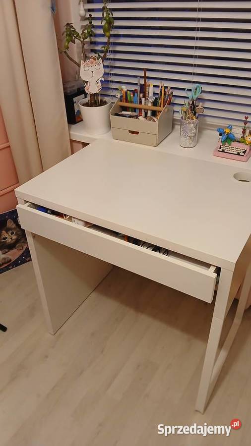 Biurko i krzesło IKEA stan Płock sprzedam