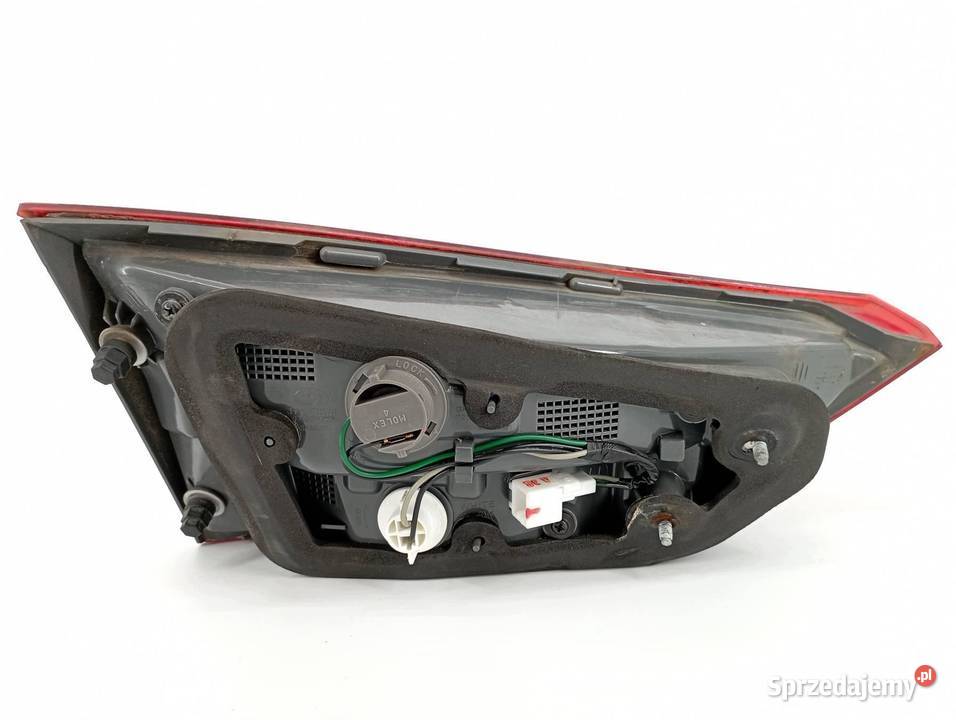 LAMPA TYŁ W KLAPĘ PRAWA EUROPA 924041K0 Hyundai Lampy tylne