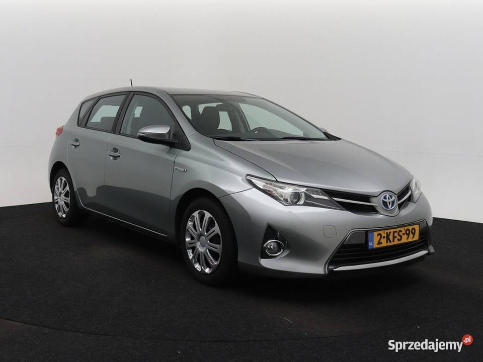 Toyota Auris 18i Hybryda Automat Nawigacja sprzedam
