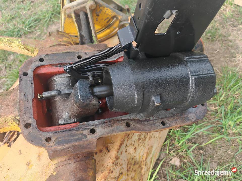 Podnośnik MF3 MF4 3165r 135 165 235 255 Lubieszyn