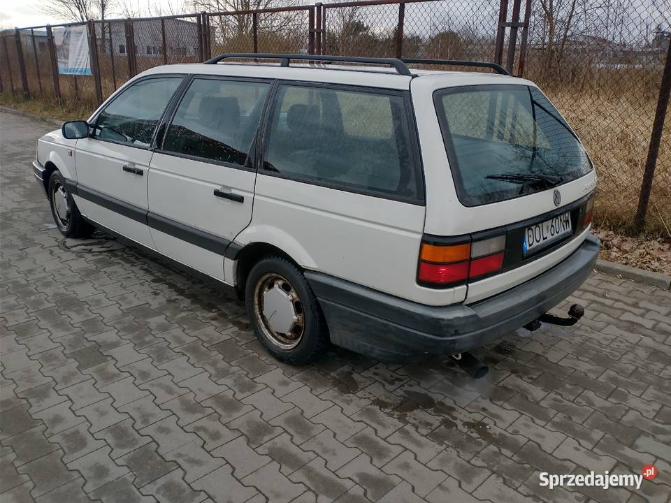 VW Passat B3 Kombi 18 na chodzie Bierutów sprzedam
