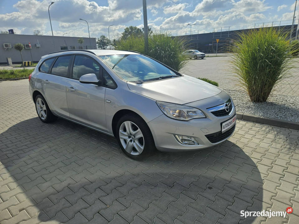 Opel Astra 14 100 Klima ElektrykaParktronik J Strzegom