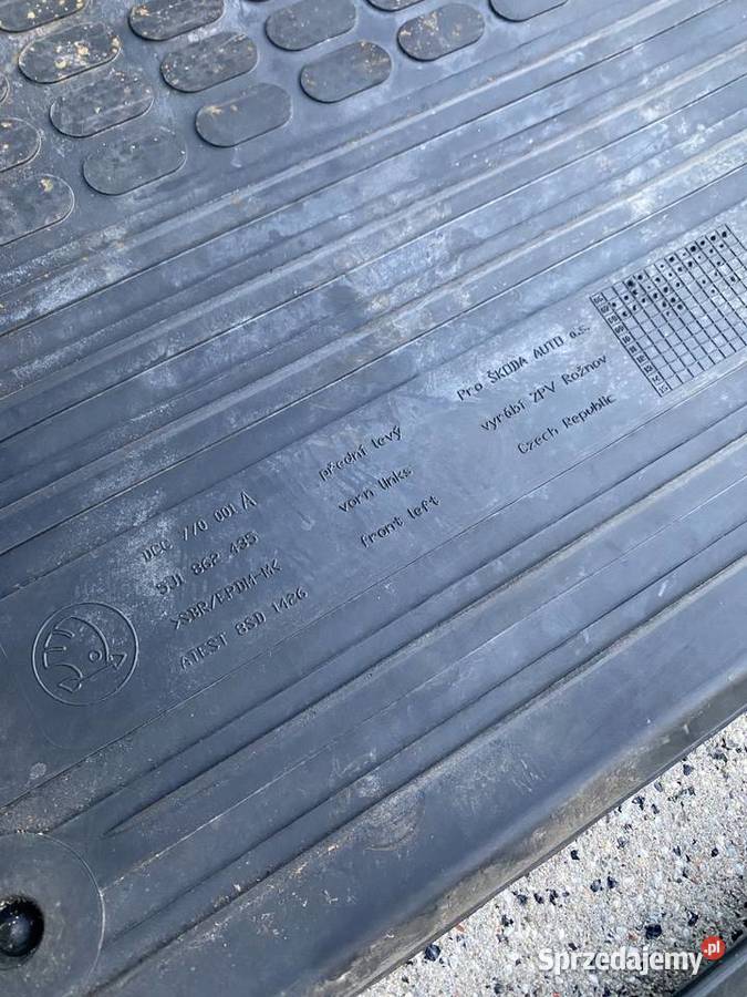 Oryginalne dywaniki gumowe Skoda Roomster 0615 mazowieckie Marki