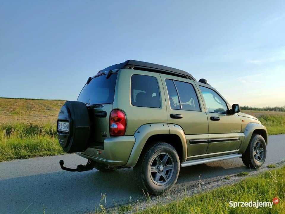 Jeep Cherokee 2004 28 CRD 150 4x4 Husów