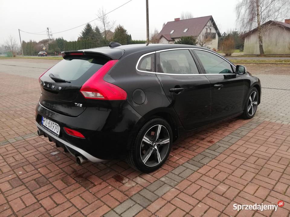 Volvo V40 T4 Rdesign 190 LED 2018 podgrzewane fotele V40 wielkopolskie Sompolno