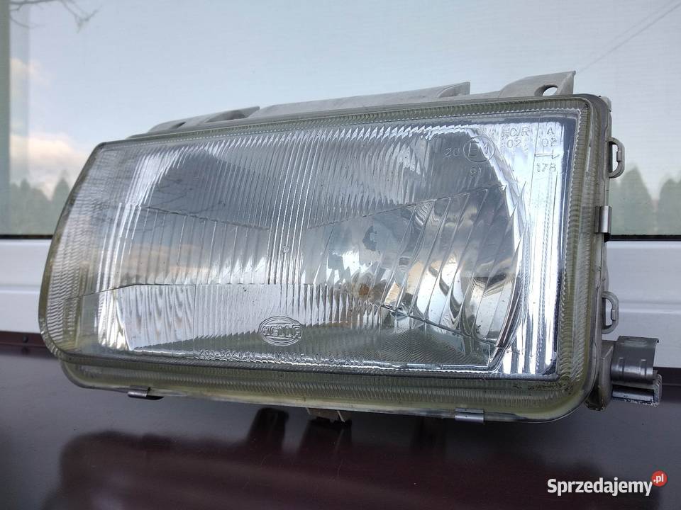 VW Polo III 6N lampa przednia lewa reflektor Lampy przednie Sieradz