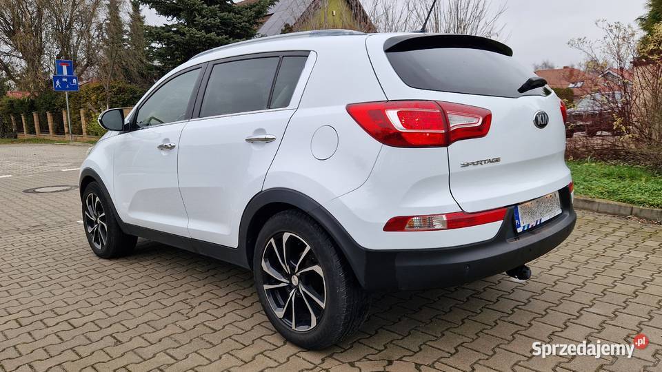 Kia Sportage 20 CRDI 2013r Xenony Navi Skóra Sportage Poznań sprzedam