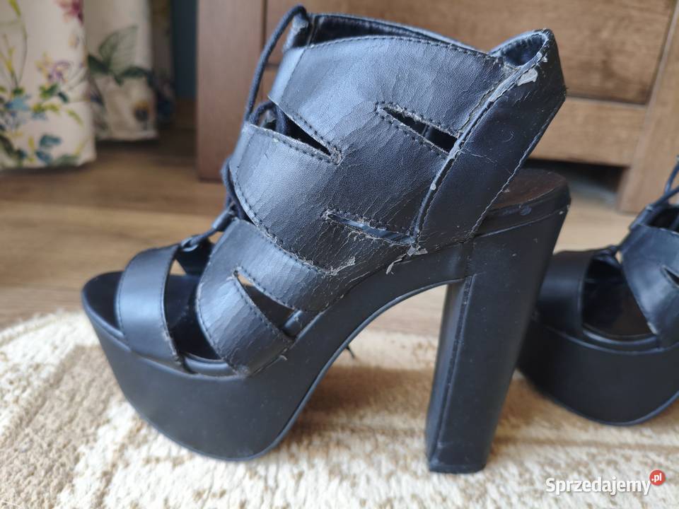 Wysokie Sandały na platformie z Looka czarny Bełżyce