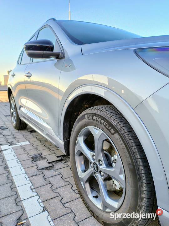 Ford Kuga Escape 25 FHEV AWD STLine lakier metallic Warszawa