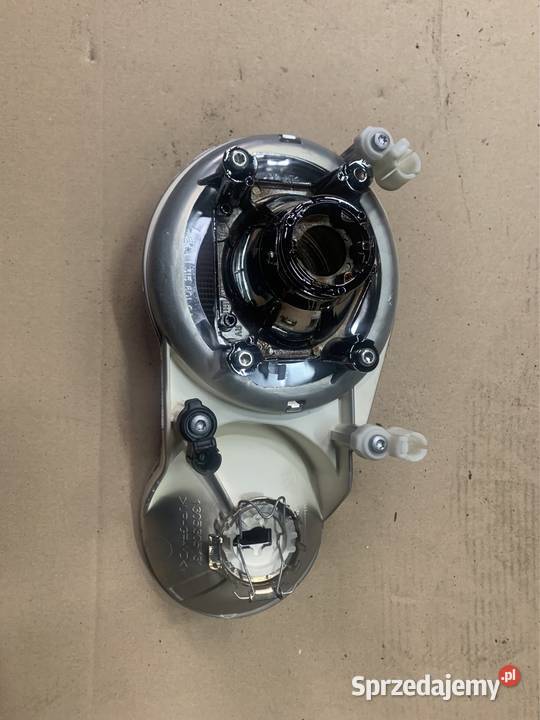 Odbłyśnik soczewka xenon 1305305131 Ford mondeo Oświetlenie Szczecin