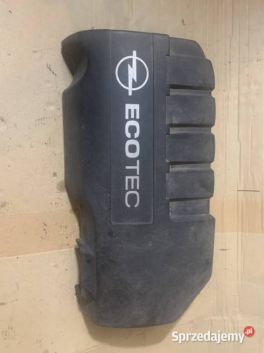 Obudowa górna silnika 55557343 opel corsa combo Szczecin