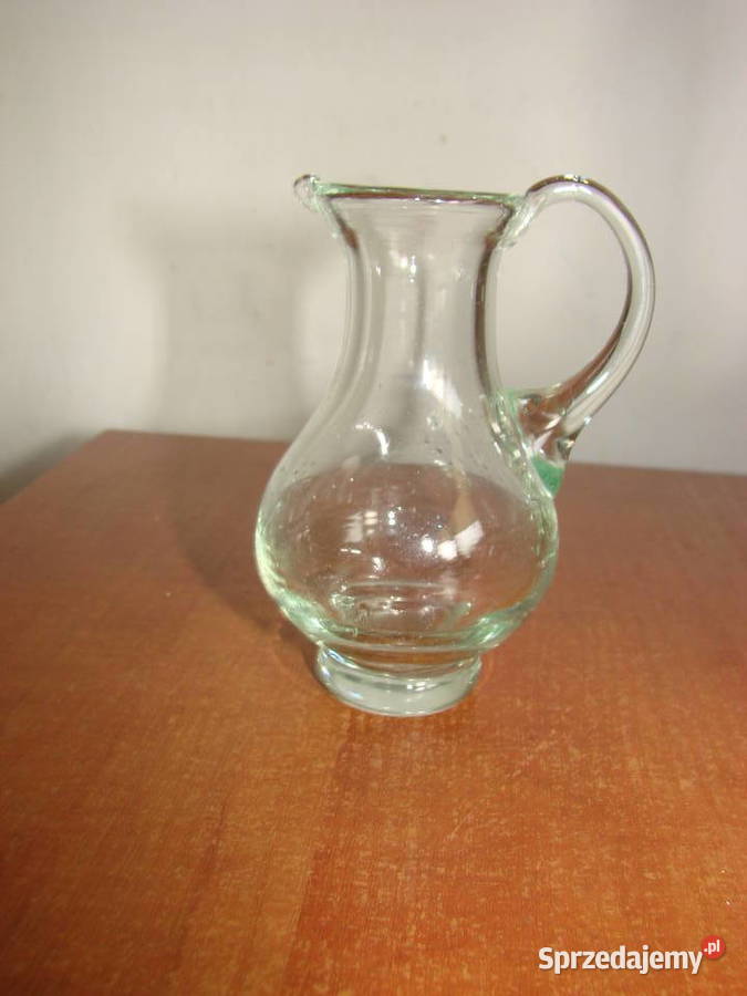 mały szklany dzbanek pomorskie Pruszcz Gdański