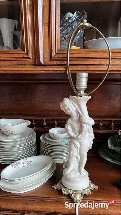 Lampa noga alabastowy chłopczyk podtrzymujący Gdańsk