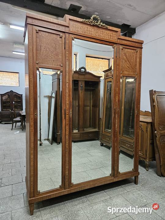 Stara francuska szafa empire