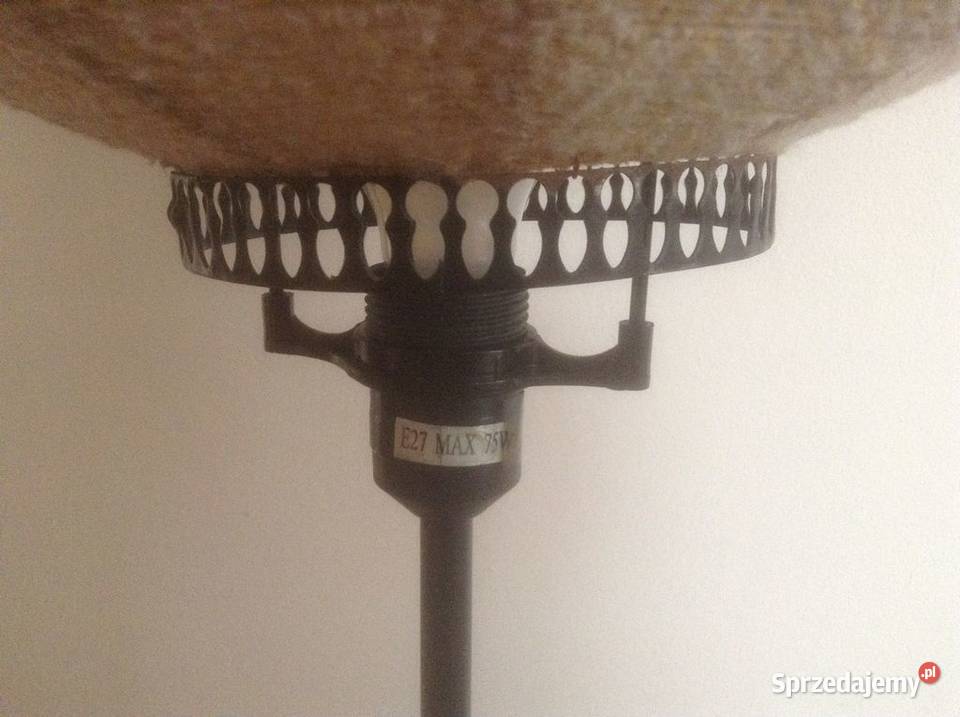 Lampa stojąca podłogowa