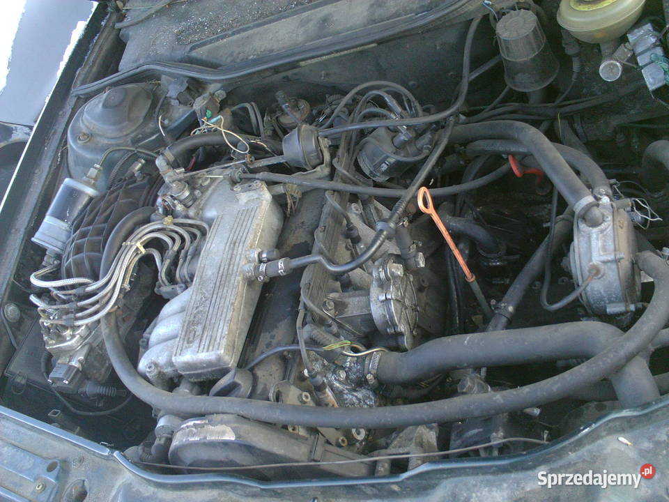 Audi 100 c4 kombi zderzak tylny zielony kolor Lębork