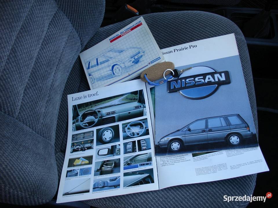 Nissan Prairie PRO M11 1992 silnik CA20S żółte Rok produkcji 1992