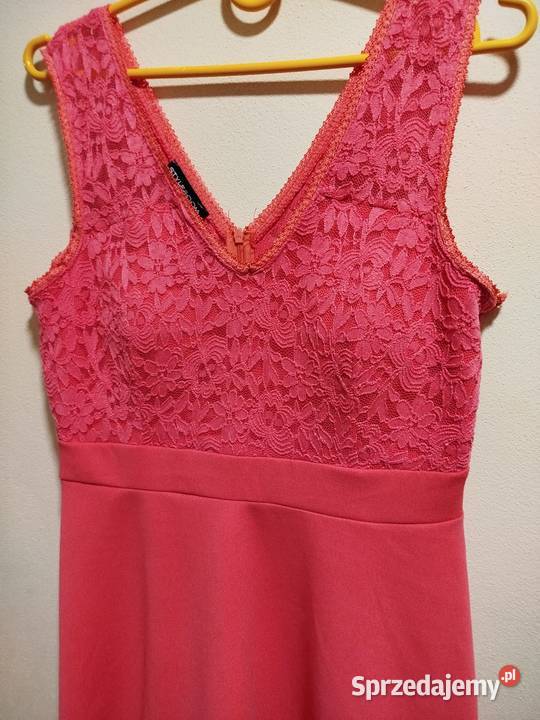 Dziewczęca sukienka rozmiar 4042 różowy Biecz sprzedam