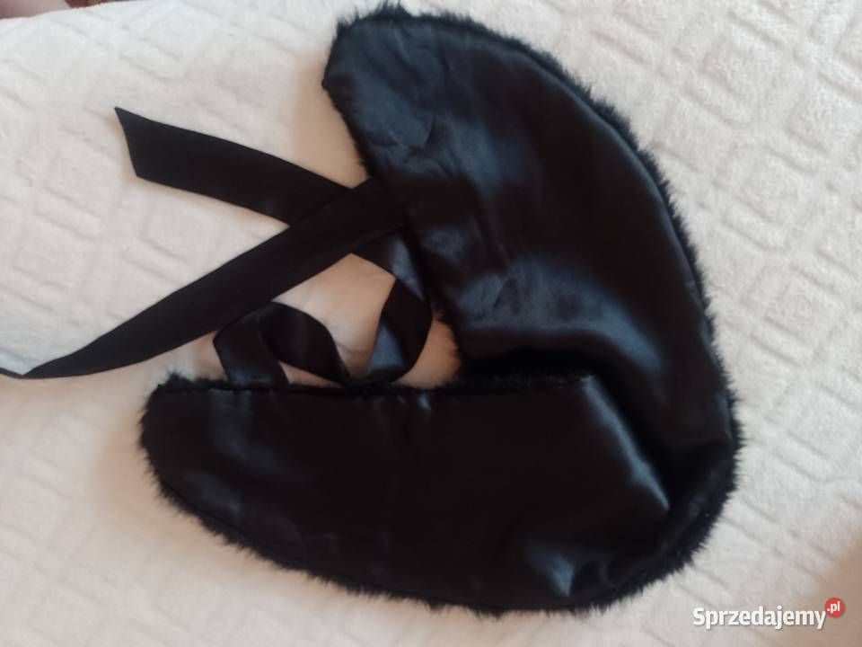 Czarny Futrzany kołnierz z Londynu Top Vintage Kraków