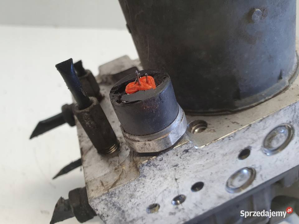 Toyota Avensis T25 20 D4D POMPA ABS hamulcowa Rudka sprzedam