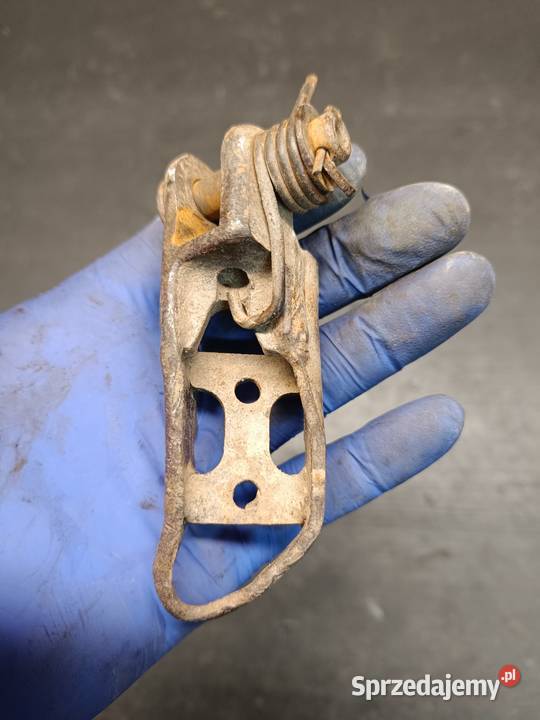 Podnóżek stopka podpora kierowcy części Suzuki Gołaczewy