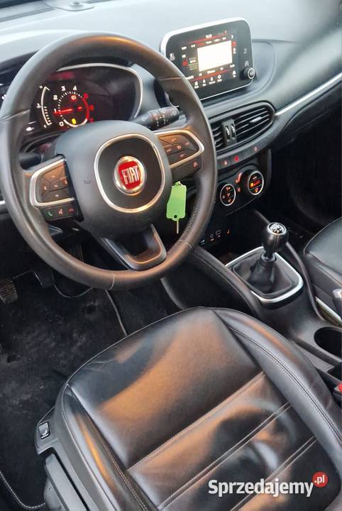 Fiat Tipo 16 Oszczędny i mocny diesel sprowadzony