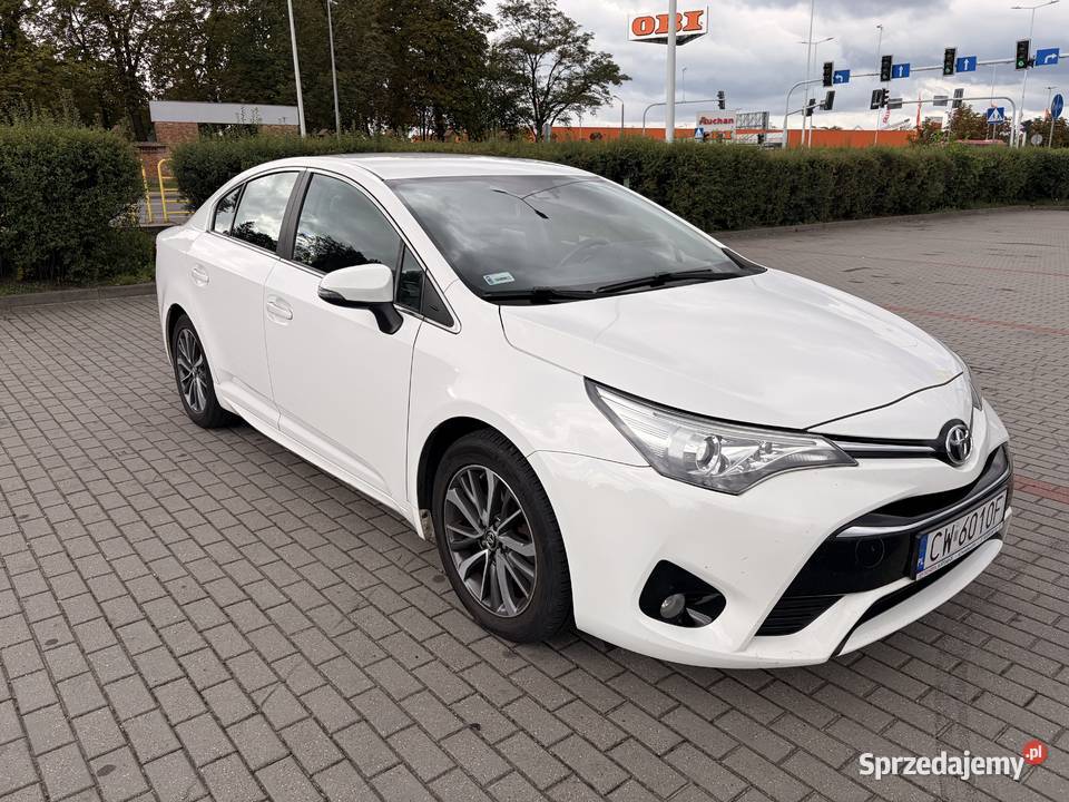 Toyota Avensis 2015 FL 20 diesel 143 Włocławek sprzedam