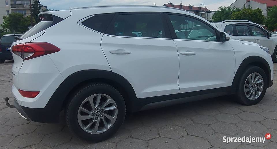 Hyundai Tucson III 20 Diesel 2016 Komfort Giżycko