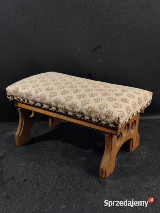 Stylowy drewniany podnóżek zydelek vintage Poddębice