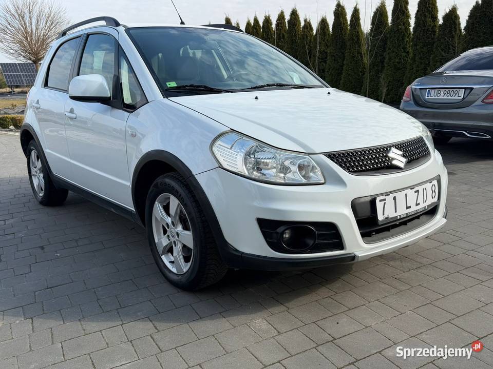 Suzuki sx4 16 Biała perła Rok produkcji 2011 Lublin
