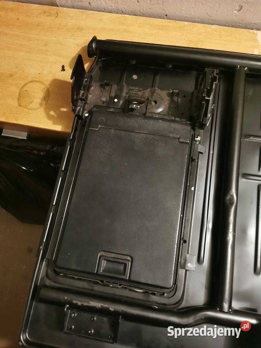 Schowek Pokrowiec Worek na Narty Audi A4 A6 Łódź sprzedam