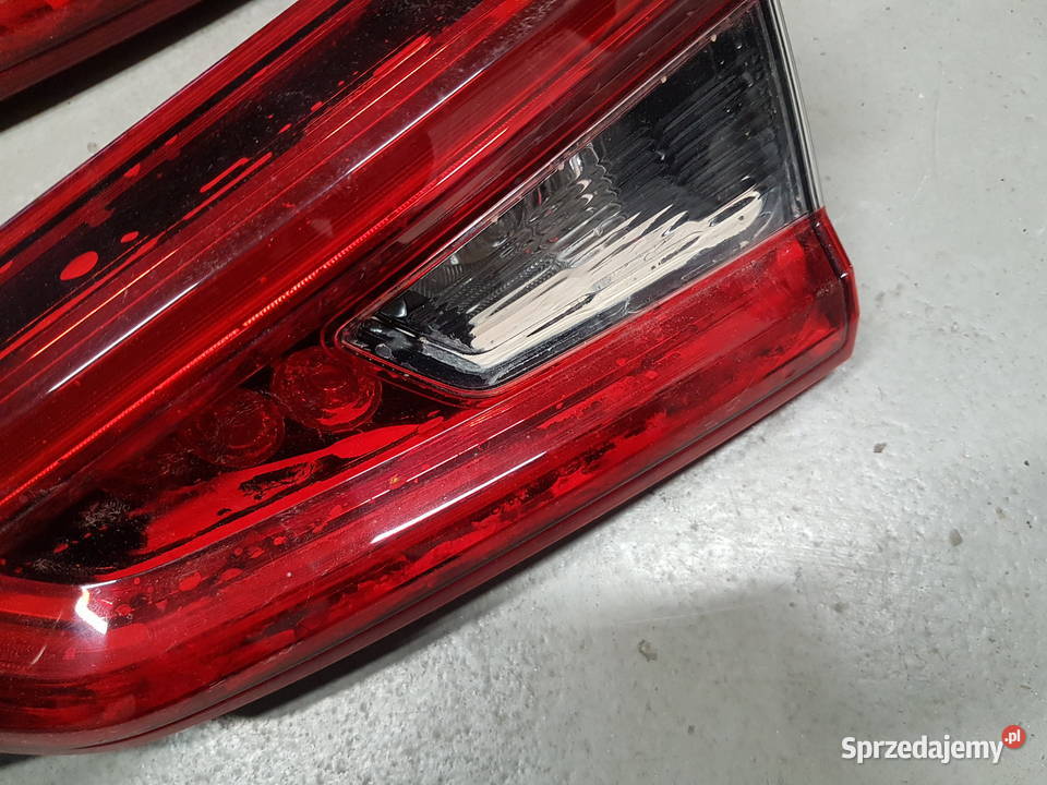 NISSAN QASHQAI J11 LIFT LAMPA TYL LEWA PRAWA