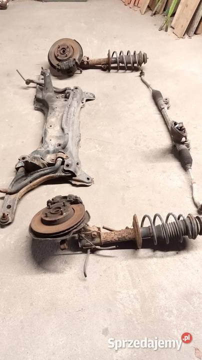 Toyota Yaris 2 sanki wahacz zwrotnica zderzak osobowe Pozostałe Sokołów Małopolski