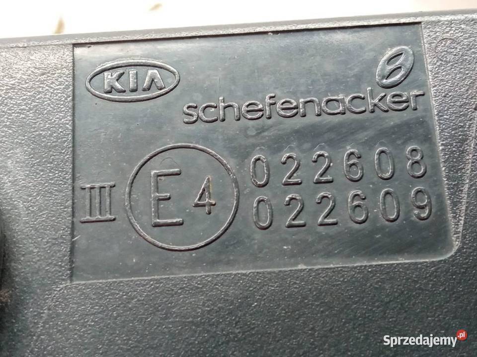 LUSTERKO PRAWE 5PIN EUROPA Kia Ceed I 20062012 Rok produkcji 2007