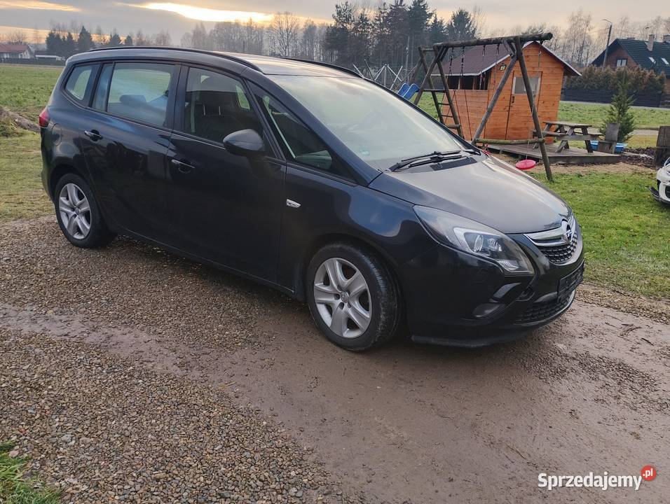 Sprzedam ZAFIRE c 16 CDTI 136 2015 r