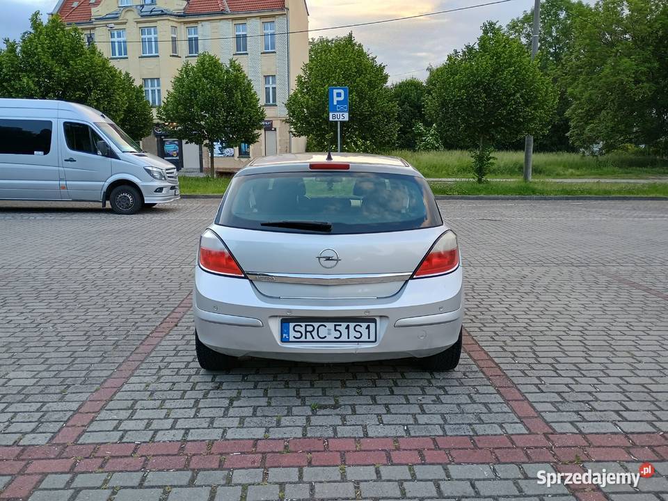 Opel Astra H 14 90 LPG nieuszkodzony Racibórz