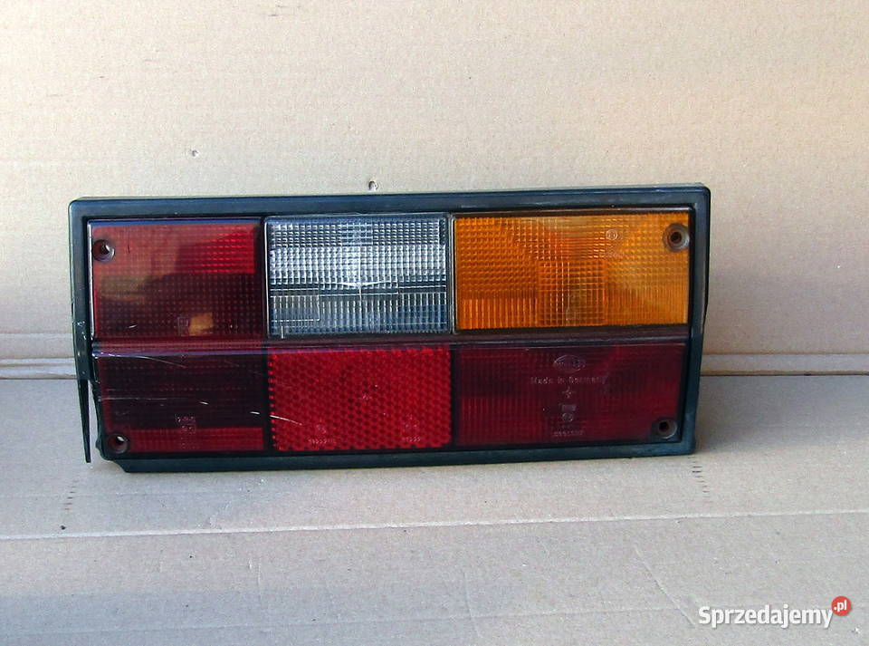 LAMPA TYLNA PRAWA VOLKSWAGEN T3 53300R7 łódzkie