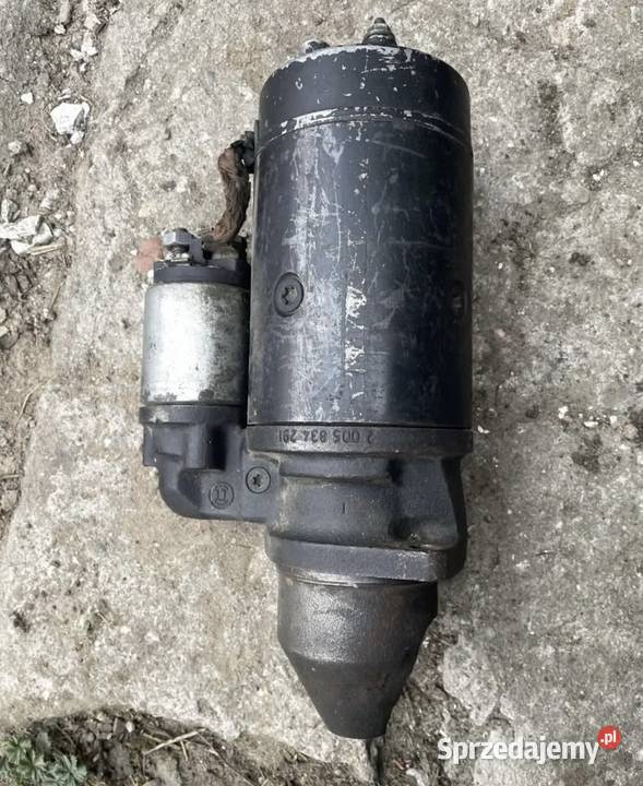 Rozrusznik bosch 0001367075 do John Deere