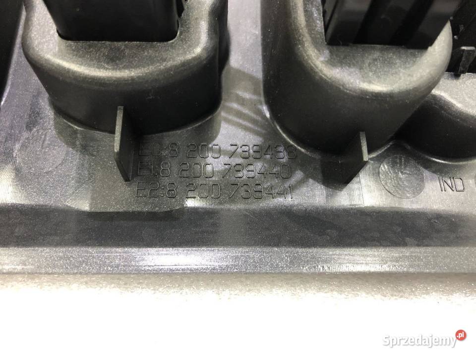 RAMKA KONSOLI DACIA SANDERO I 8200739438