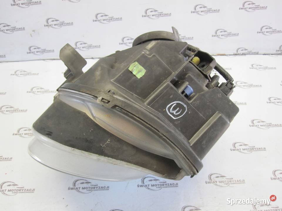 NISSAN JUKE I LIFT 15r lampa prawa przód świętokrzyskie Kielce