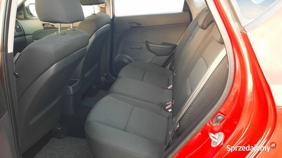 Hyundai i 30 Lift 14 16V Benzyna Mały przebieg wspomaganie kierownicy Kraśnik