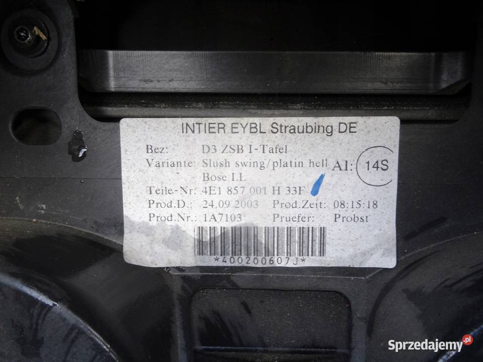 AUDI A8 D3 KONSOLA DESKA ROZDZIELCZA SWING Przemęt