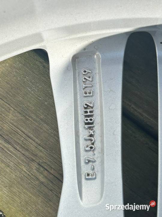 Felgi Audi 18 z oponami letnimi 24545R18 5x112 Wrocław