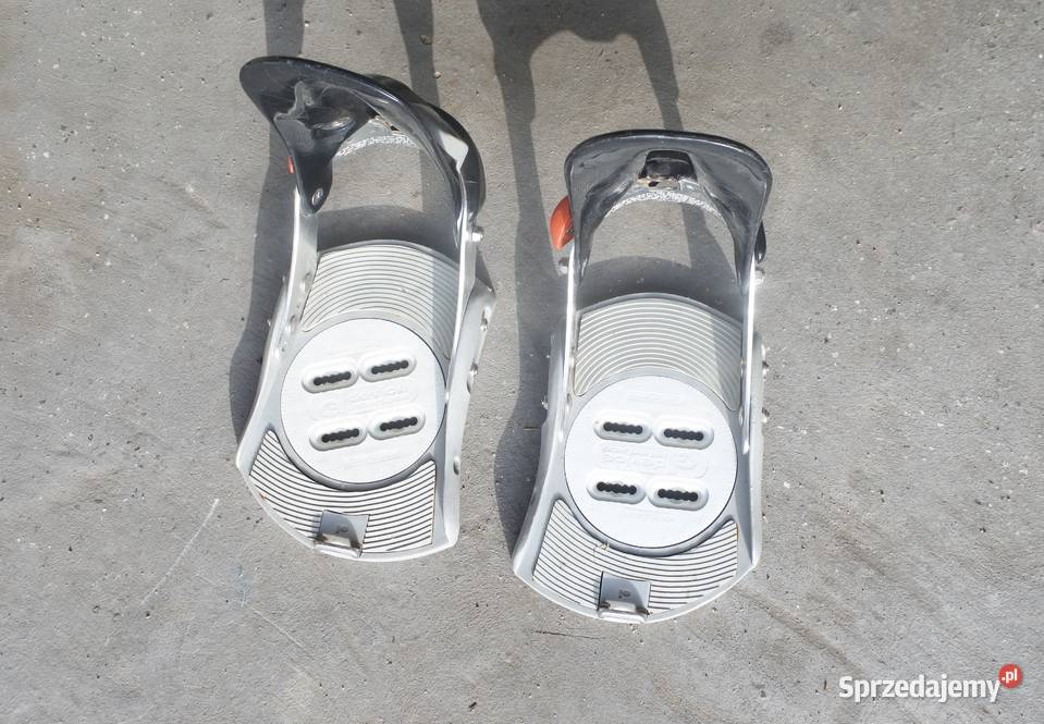 Buty do snowbordu z wiązaniami r40 Duszniki