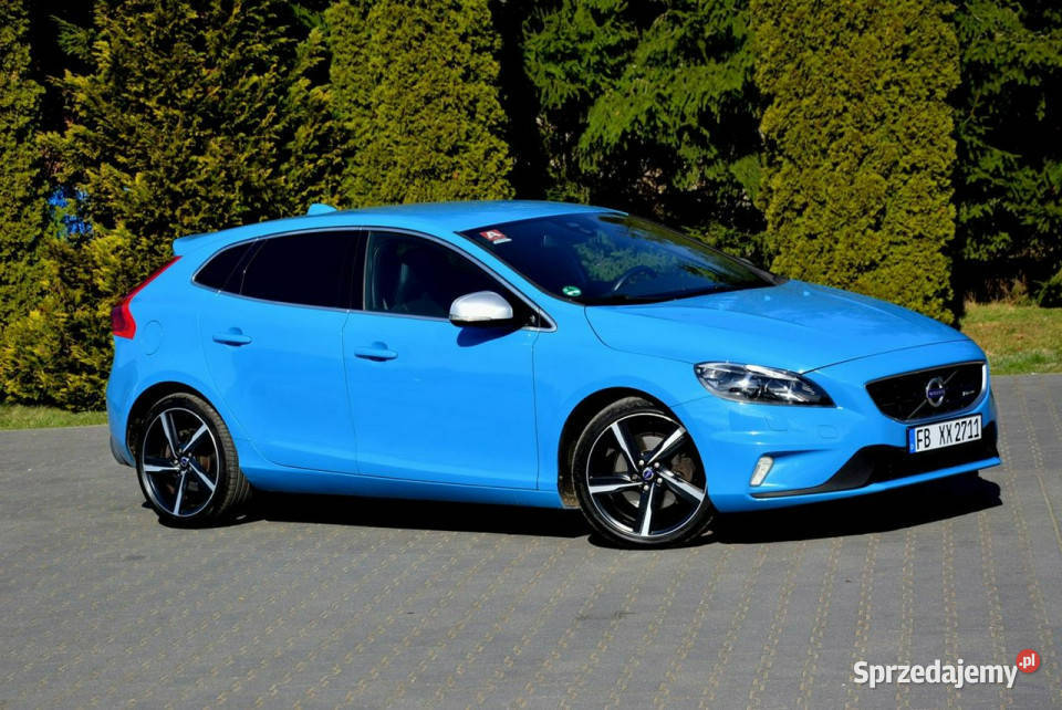 Volvo V40 RDesign Skóry Xenon LED Navi Virtual Rok produkcji 2014