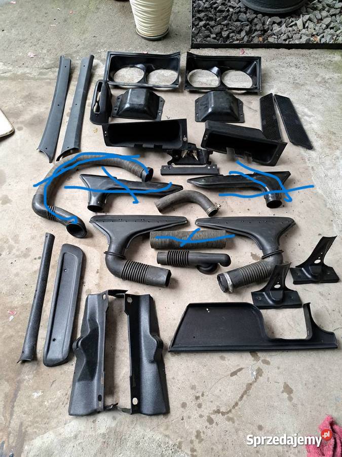 Elementy wyposażenia wewnętrznego Fiat 125p osobowe wielkopolskie Leszno