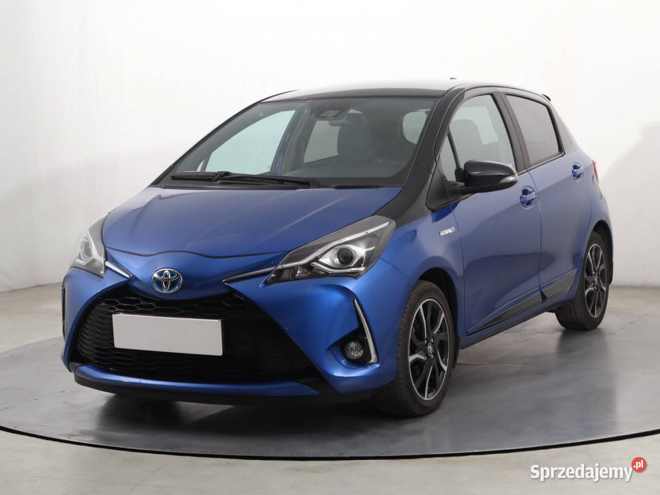 Toyota Yaris 15 Hybrid przyciemniane szyby Katowice