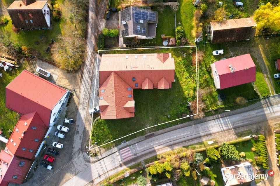 Budynek usługowy z pięcioma mieszkaniami Klebark Wielki sprzedam